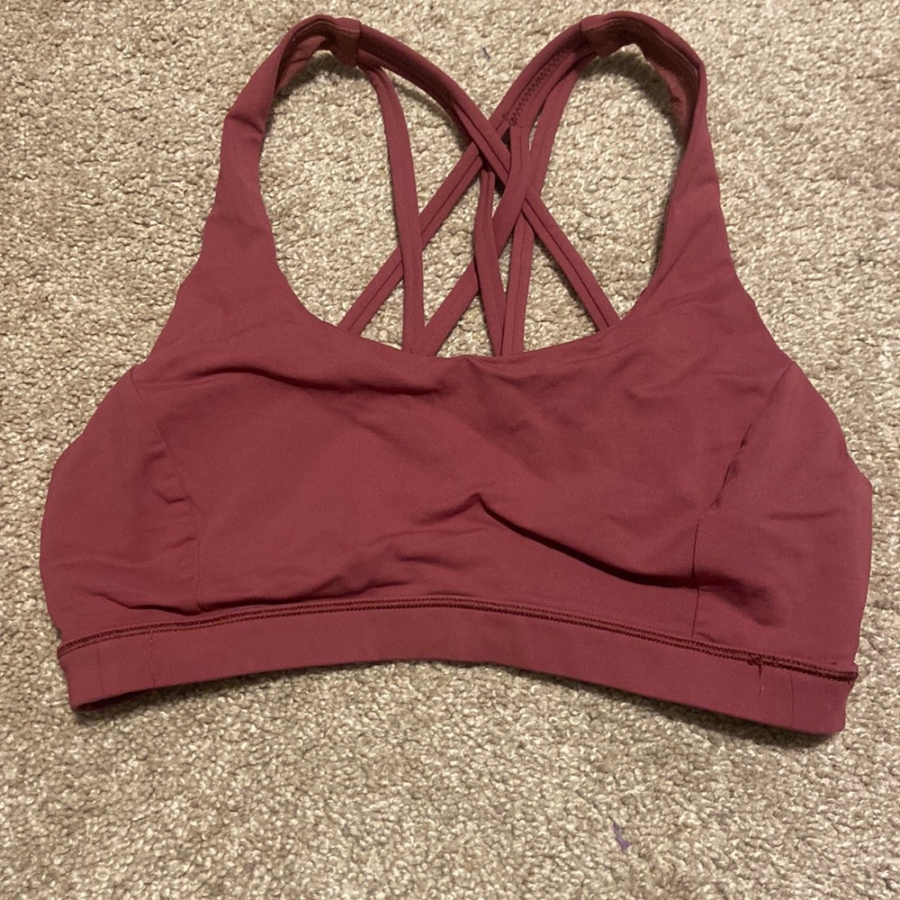 Lululemon sports bra